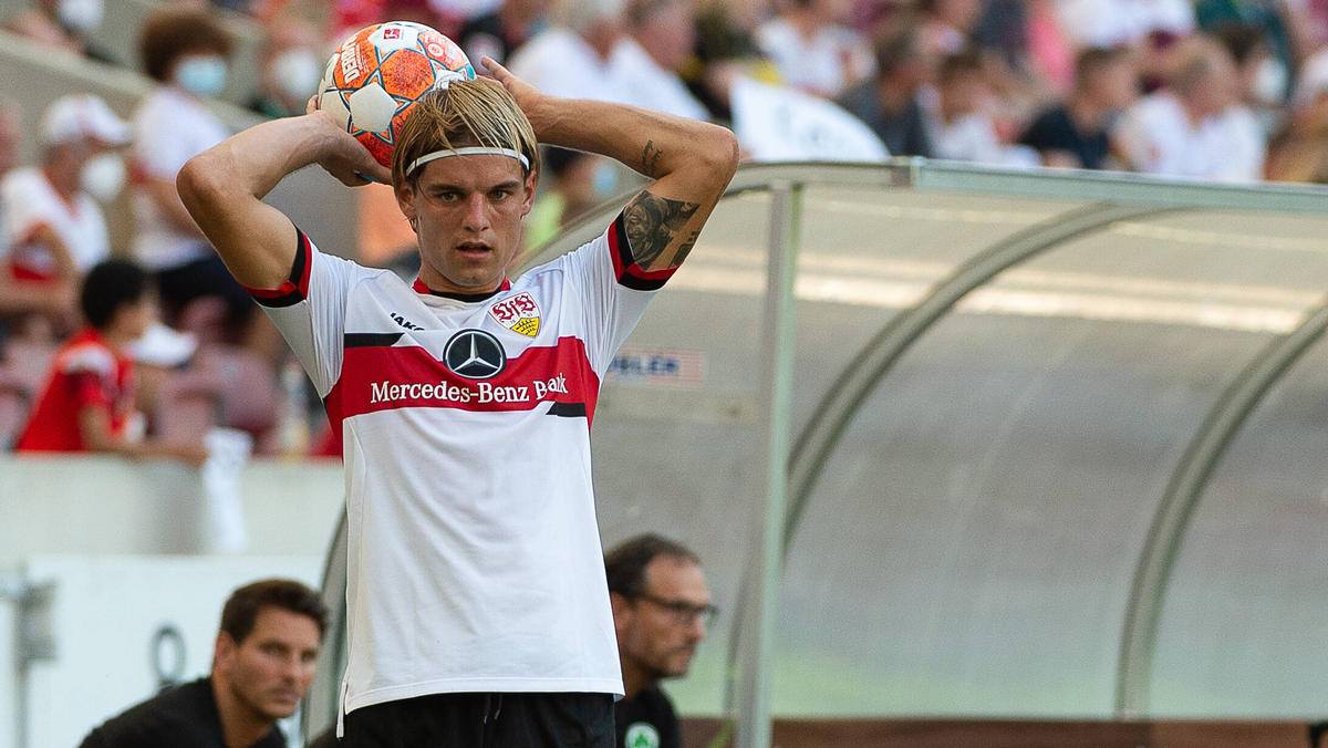 Borna Sosa vom VfB Stuttgart ist für die kroatische Nationalmannschaft nominiert