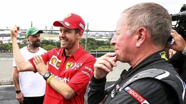Martin Brundle (r.) traut Sebastian Vettel im letzten Ferrari-Jahr einiges zu Martin Brundle (r.) traut Sebastian Vettel im letzten Ferrari-Jahr einiges zu
