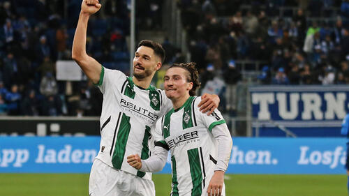 Rocco Reitz (r.) ist Leistungsträger bei Borussia Mönchengladbach
