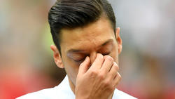 Mesut Özil se lamenta en la derrota contra México. (Foto: Getty)