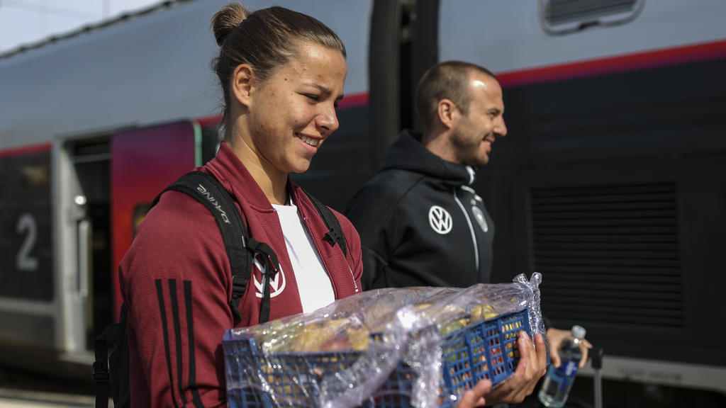 Lena Oberdorf beeindruckte bei ihrem WM-Debüt im Spiel gegen China