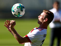 André Hahn hat beim HSV den Ball fest im Blick