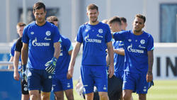Michael Langer (l.) könnte dem FC Schalke längere Zeit fehlen