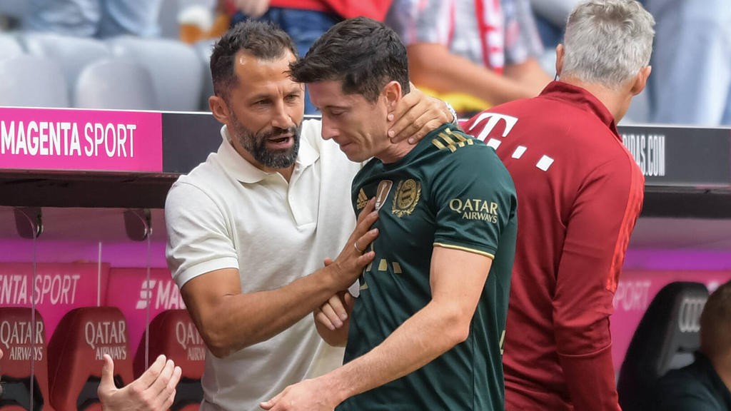 Der FC Bayern sucht schon nach Ersatz für Robert Lewandowski Der FC Bayern sucht schon nach Ersatz für Robert Lewandowski