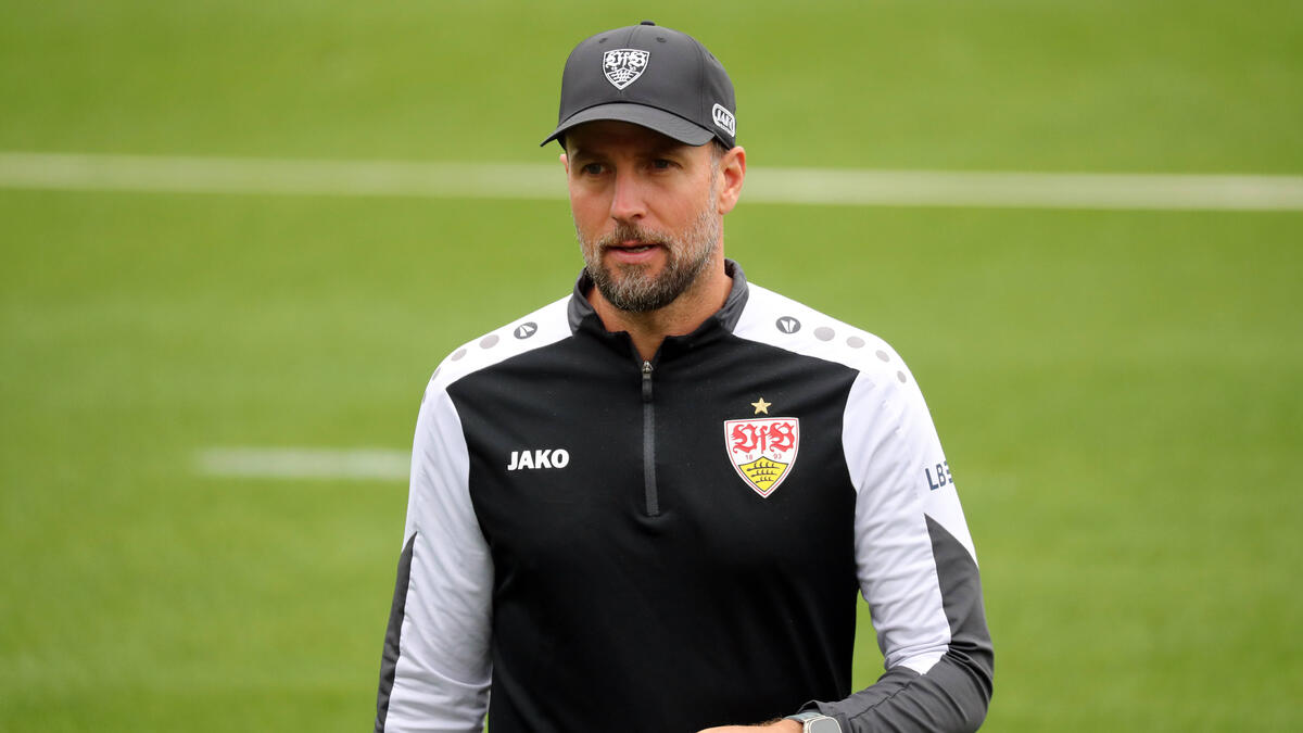 Sebastian Hoeneß ist seit zweieinhalb Jahren Cheftrainer beim VfB Stuttgart