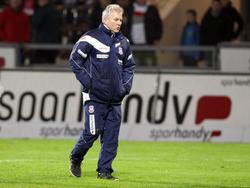 Frankfurt-Coach Benno Möhlmann ist mit 449 Zweitliga-Spielen Rekordhalter unter den Trainern des Unterhauses