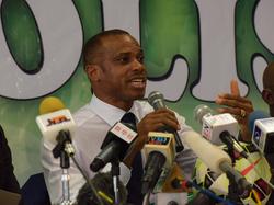 Anders als bei seinem Amtsantritt gab Oliseh seinen Rücktritt nicht auf einer Presskonferenz bekannt