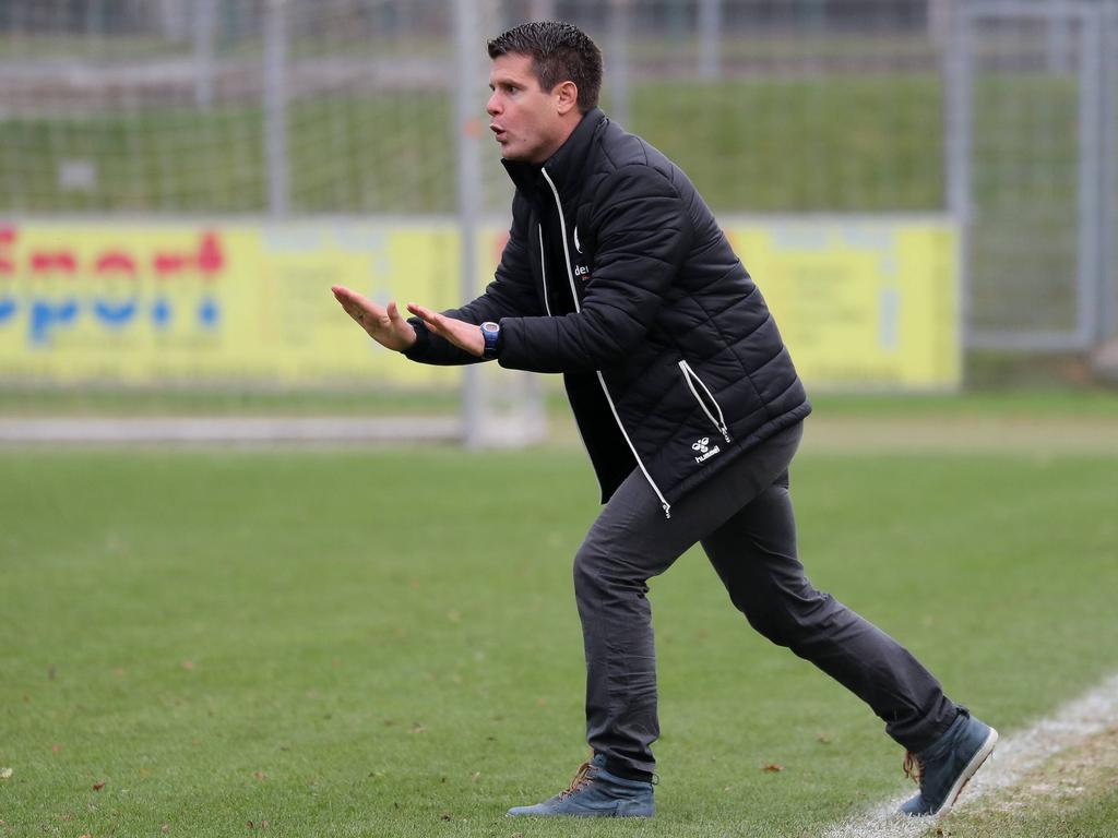 Jens Scheuer bleibt Trainer des SC Freiburg
