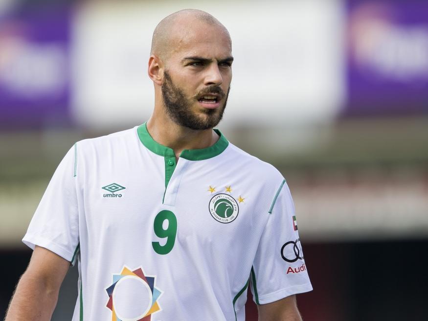 Ruud Boymans tijdens een oefenwedstrijd tussen De Treffers en zijn nieuwe werkgever Al Shabab Al Arabi. (22-07-2016)