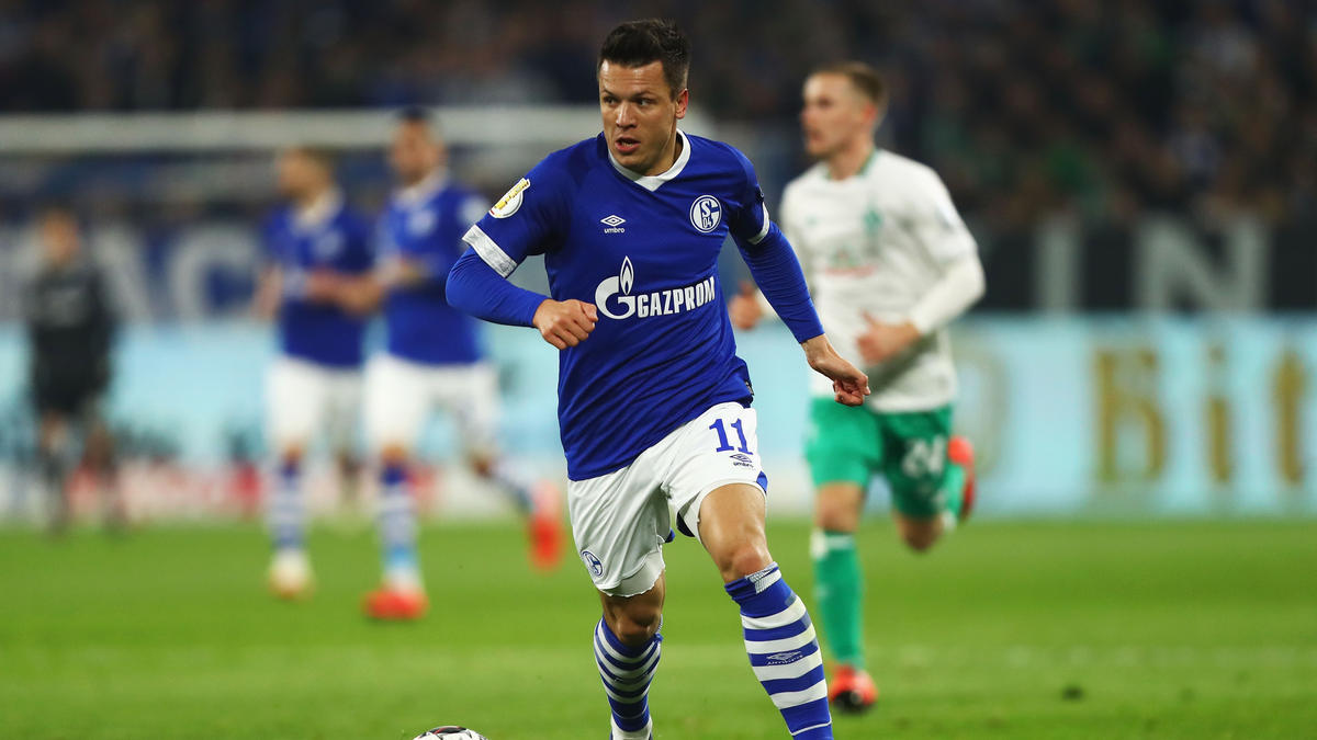 Yevhen Konoplyanka soll den FC Schalke 04 verlassen Yevhen Konoplyanka soll den FC Schalke 04 verlassen