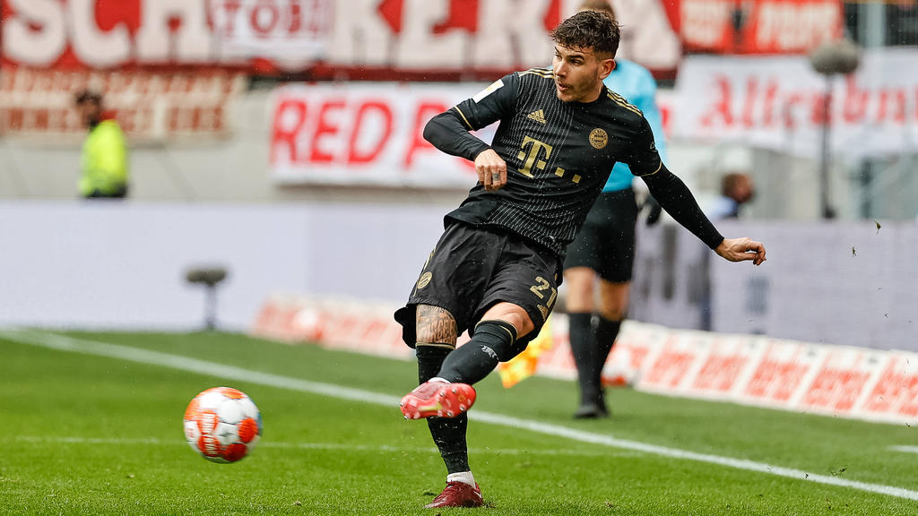 Lucas Hernández ist nach wie vor der Rekordeinkauf des FC Bayern Lucas Hernández ist nach wie vor der Rekordeinkauf des FC Bayern
