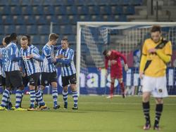 De spelers van FC Eindhoven vieren de zoveelste goal tegen NAC Breda, de thuisploeg scoort er uiteindelijk zes in de Brabantse derby. (09-12-2016)