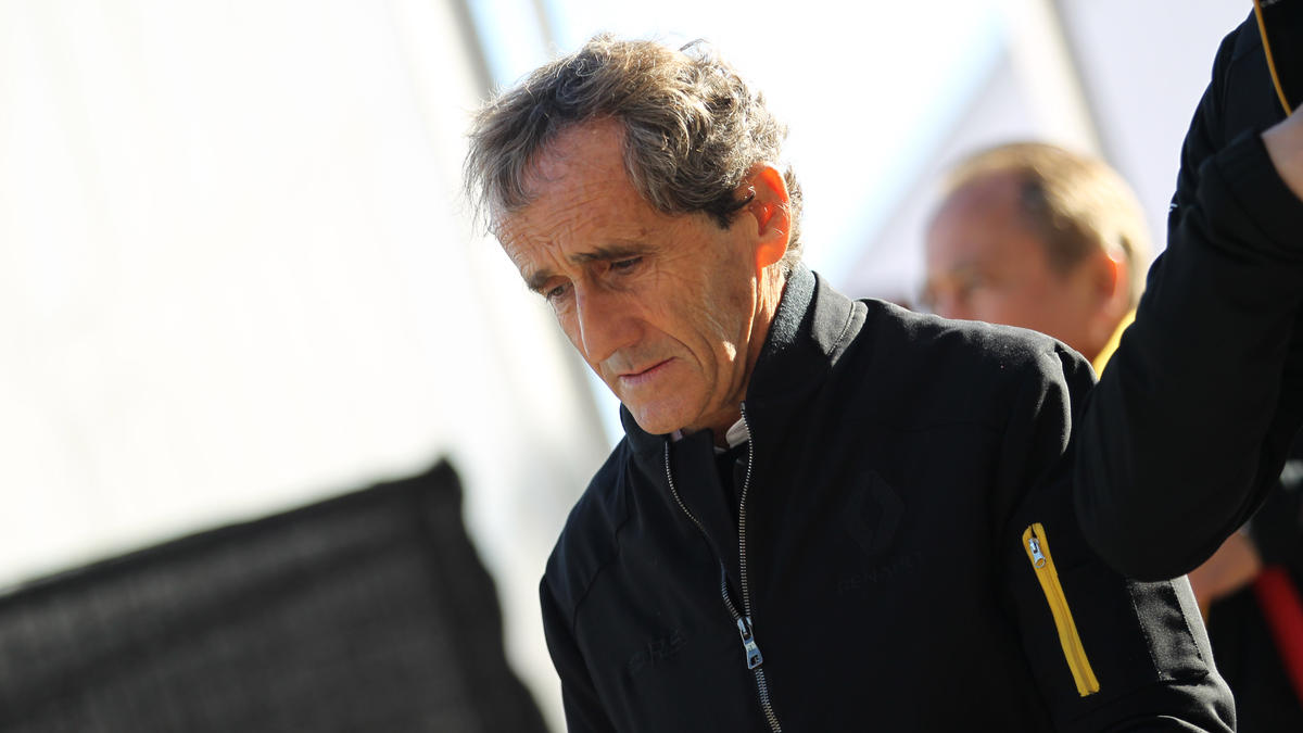 Renault bietet seinen Kritikern immer wieder Futter, weiß Alain Prost Renault bietet seinen Kritikern immer wieder Futter, weiß Alain Prost