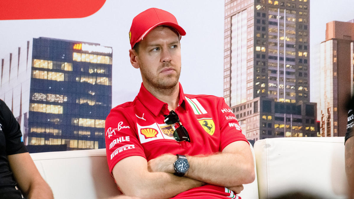 Sebastian Vettel muss wohl mit einer Gehaltskürzung rechnen Sebastian Vettel muss wohl mit einer Gehaltskürzung rechnen