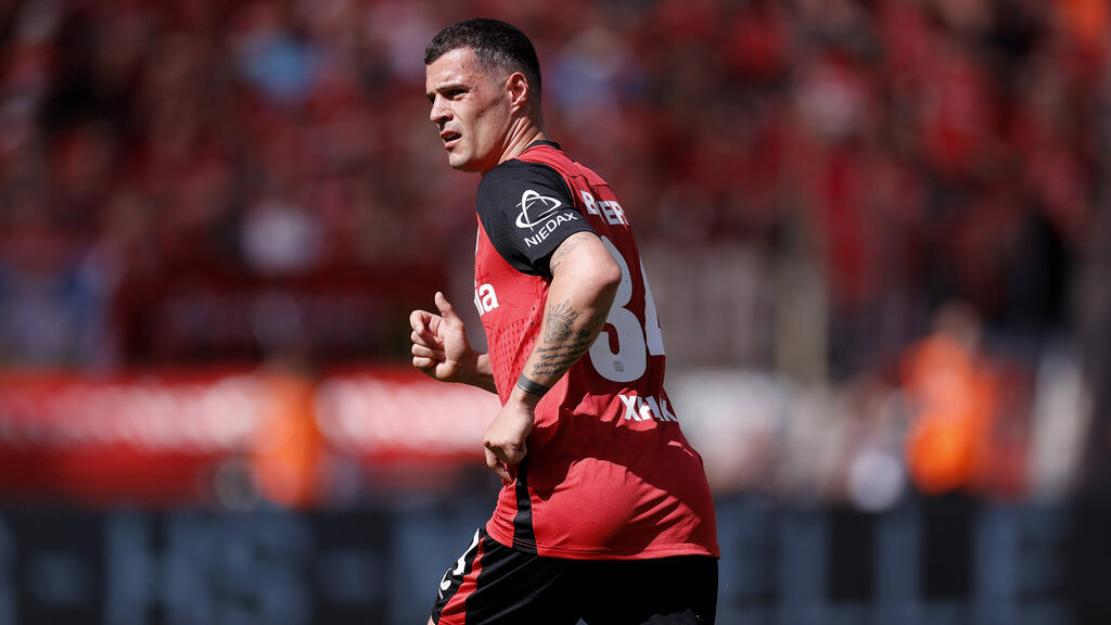 Granit Xhaka könnte Bayer Leverkusen verlassen Granit Xhaka könnte Bayer Leverkusen verlassen