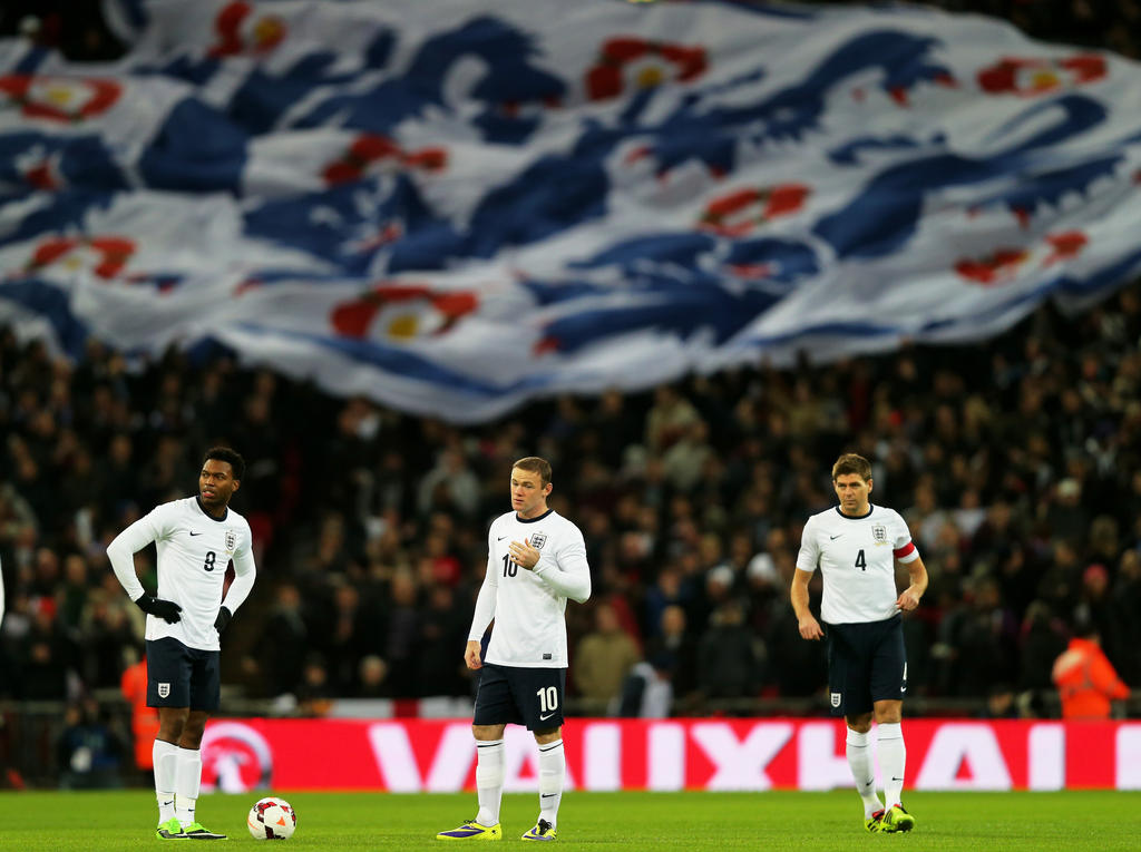 Daniel Sturridge (l.) hat trotz Verletzung für England gespielt Daniel Sturridge (l.) hat trotz Verletzung für England gespielt