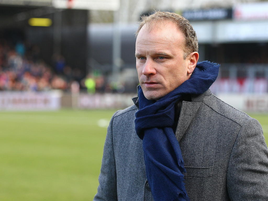 Assistent-trainer Dennis Bergkamp na afloop van het competitieduel tussen Go Ahead Eagles en Ajax. (08-02-2015).