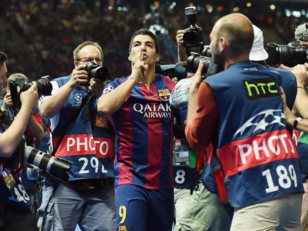 Luis Suárez scoort de 1-2 voor Barcelona in de Champions League-finale en is daarmee de tweede ex-Groninger in korte tijd die in een finale scoort. Eerder was dat Arjen Robben. (06-06-2015) Luis Suárez scoort de 1-2 voor Barcelona in de Champions League-finale en is daarmee de tweede ex-Groninger in korte tijd die in een finale scoort. Eerder was dat Arjen Robben. (06-06-2015)