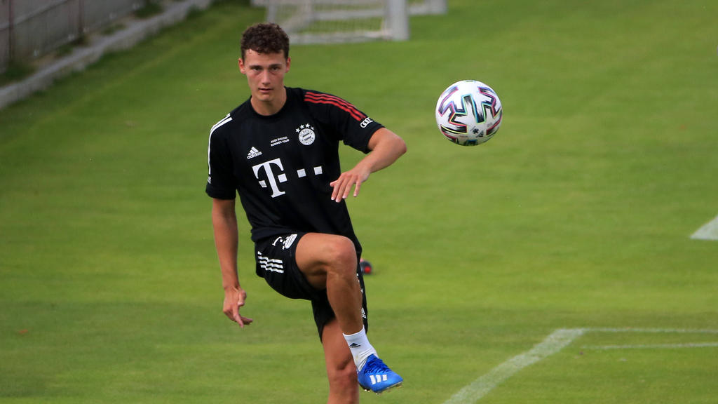 Benjamin Pavard beim FC Bayern wieder im Team-Training