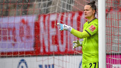 Torhüterin Friederike Repohl verlängert in Leverkusen