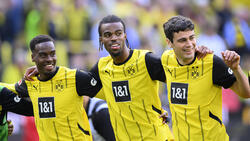 Gittens (l.) steht vor einem Wechsel zum FC Chelsea, Chukwuemeka (M.) stößt wohl erst später wieder zu den Engländern dazu