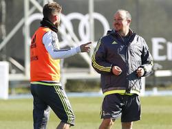 Rafa Benítez (r.) ist überzeugt vom Sergio Ramos' Verbleib