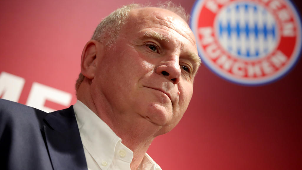 Nach dem letzten enttäuschenden Spiel des FC Bayern München sieht Uli Hoeneß Handlungsbedarf