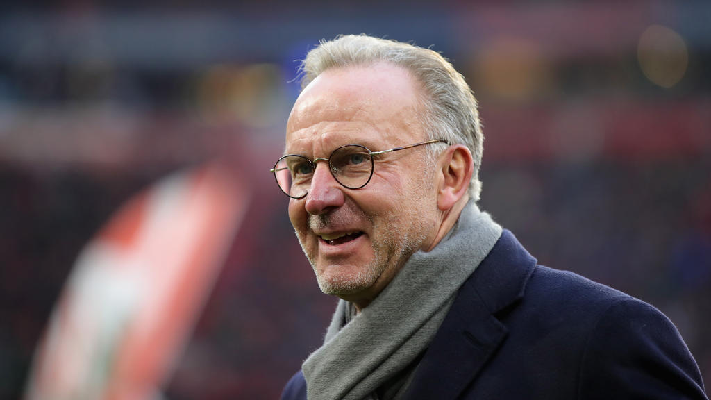 Karl-Heinz Rummenigge reiste mit dem FC Bayern nach Katar Karl-Heinz Rummenigge reiste mit dem FC Bayern nach Katar