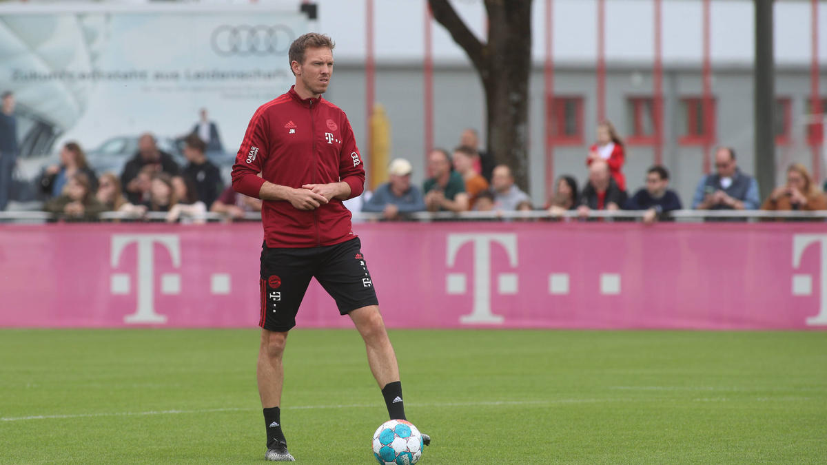 Julian Nagelsmann trainiert den FC Bayern