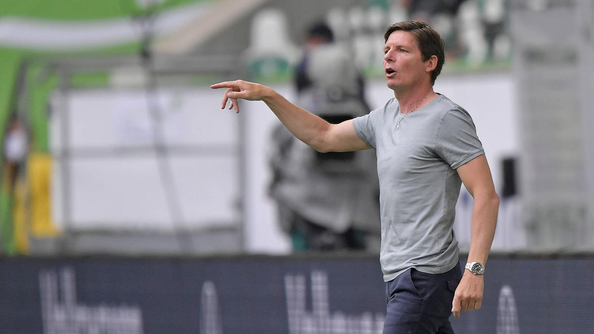 Oliver Glasner und der VfL Wolfsburg wollen beim EL-Finalturnier teilnehmen Oliver Glasner und der VfL Wolfsburg wollen beim EL-Finalturnier teilnehmen