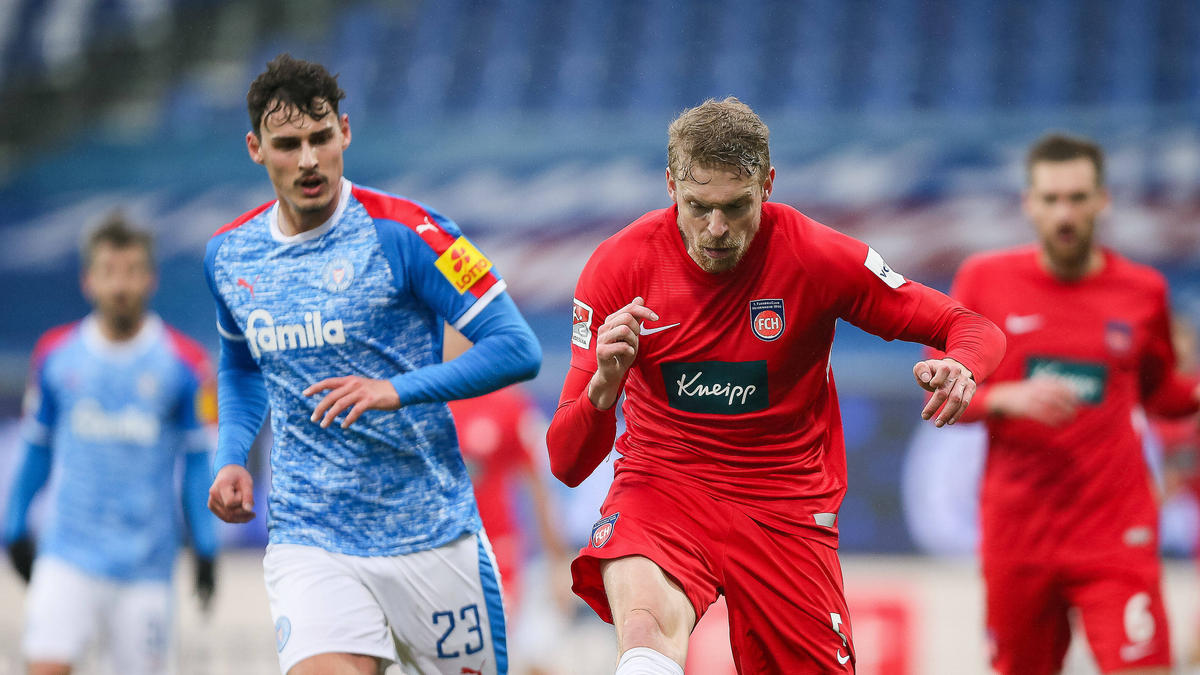 Der 1. FC Heidenheim nimmt einen Punkt aus Kiel mit Der 1. FC Heidenheim nimmt einen Punkt aus Kiel mit