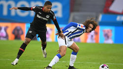 Leon Bailey (l.) blieb gegen Hertha BSC ohne Treffer