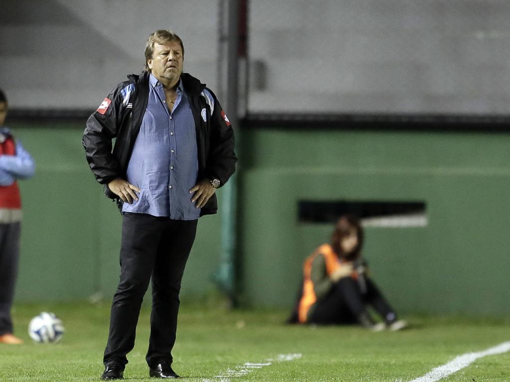 Ricardo Zielinski, entrenador de Belgrano, vivió con nervios el choque. (Foto: Imago)
