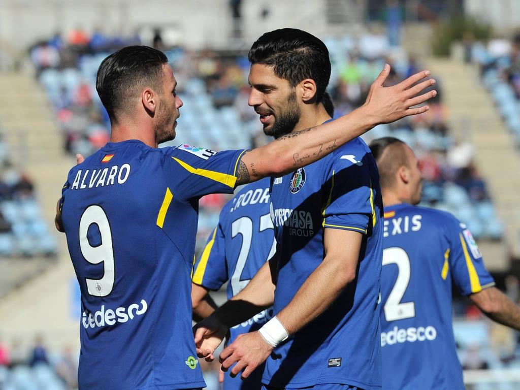 Álvaro y Lafita lideraron la victoria azulona ante el Villarreal. (Foto: Getty)