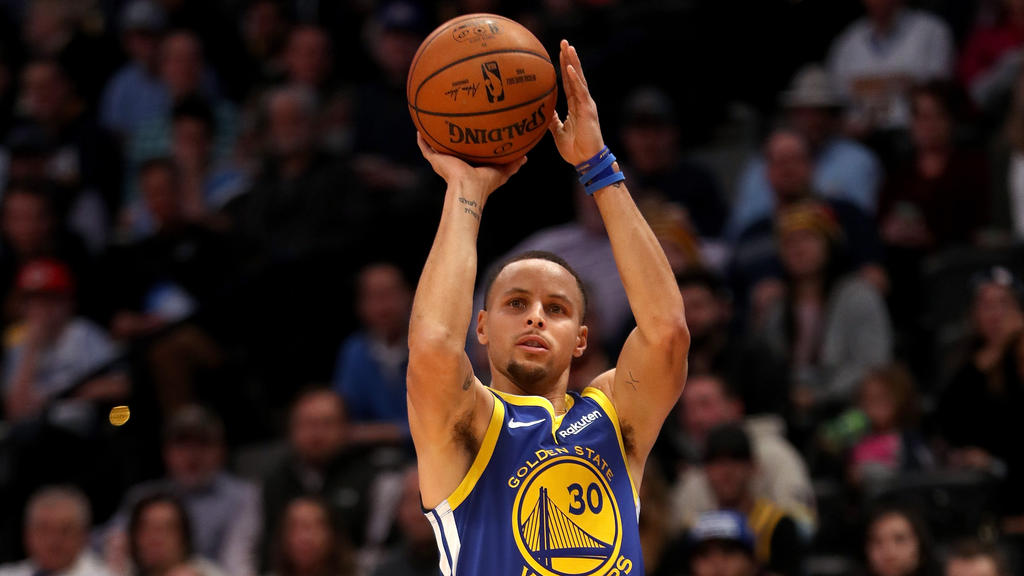 Stephen Curry und die Golden State Warriors sind in Topform Stephen Curry und die Golden State Warriors sind in Topform