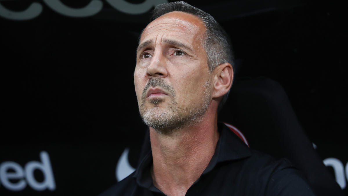 Spricht über den Abgang von Ante Rebic: Trainer Adi Hütter von Eintracht Frankfurt Spricht über den Abgang von Ante Rebic: Trainer Adi Hütter von Eintracht Frankfurt