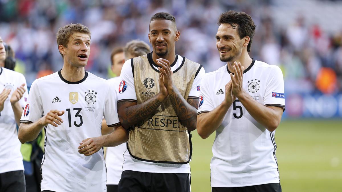 Zeigen gute Leistungen bei BVB und FC Bayern: Thomas Müller, Jérôme Boateng und Mats Hummels (v.l.) Zeigen gute Leistungen bei BVB und FC Bayern: Thomas Müller, Jérôme Boateng und Mats Hummels (v.l.)