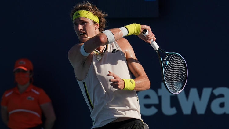 Tennis: Alexander Zverev feiert ungefährdeten Auftaktsieg ...