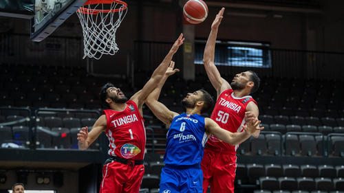 Die tschechischen Basketballer setzten sich beim Supercup gegen Tunesien durch