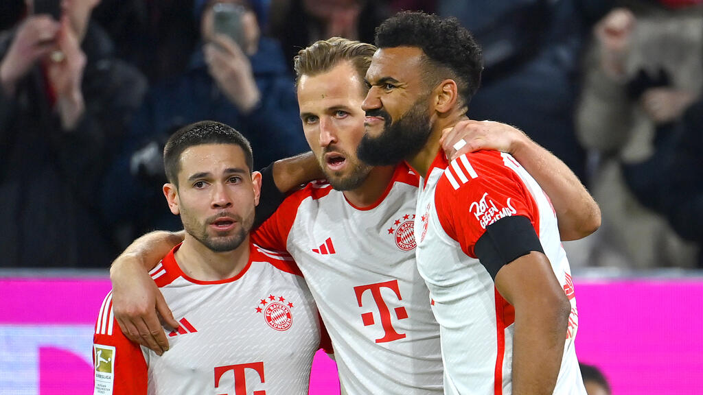 Eric Maxim Choupo-Moting (r.) steht beim FC Bayern wohl vor dem Abschied