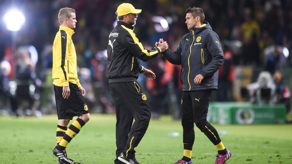 Jürgen Klopp (m.) und Sebastian Kehl (r.) kennen sich aus gemeinsamen Zeiten beim BVB