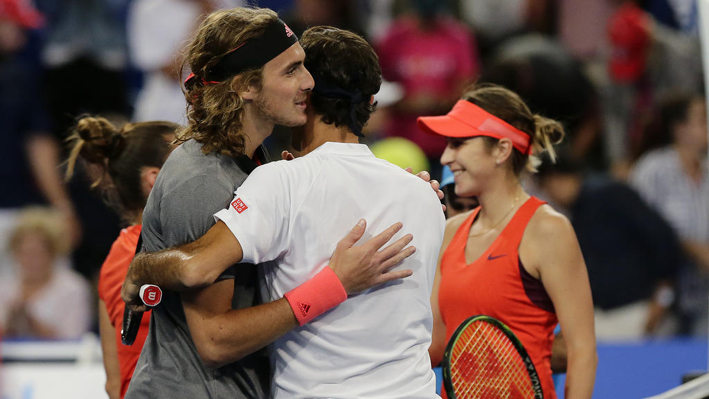 Unterlag im Hopman Cup: Roger Federer (M.)