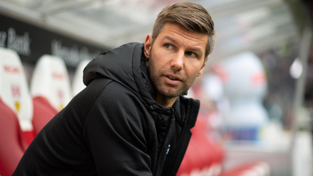 Thomas Hitzlsperger ist seit Februar 2019 Sportvorstand beim VfB Stuttgart Thomas Hitzlsperger ist seit Februar 2019 Sportvorstand beim VfB Stuttgart