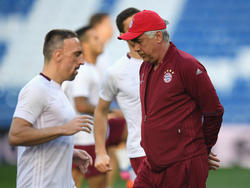 Franck Ribéry (l.) und Carlo Ancelotti sollen nicht gut aufeinander zu sprechen sein
