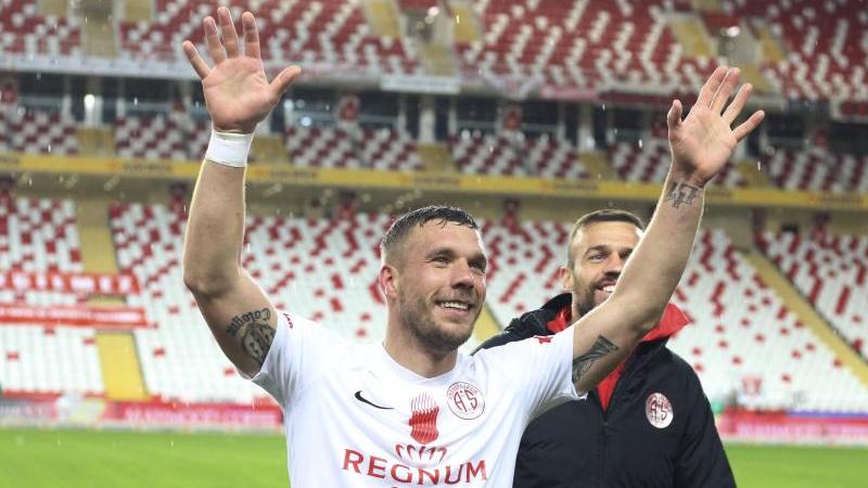 Nimmt nach der Corona-Pause mit Antalyaspor den Spielbetrieb wieder auf: Lukas Podolski
