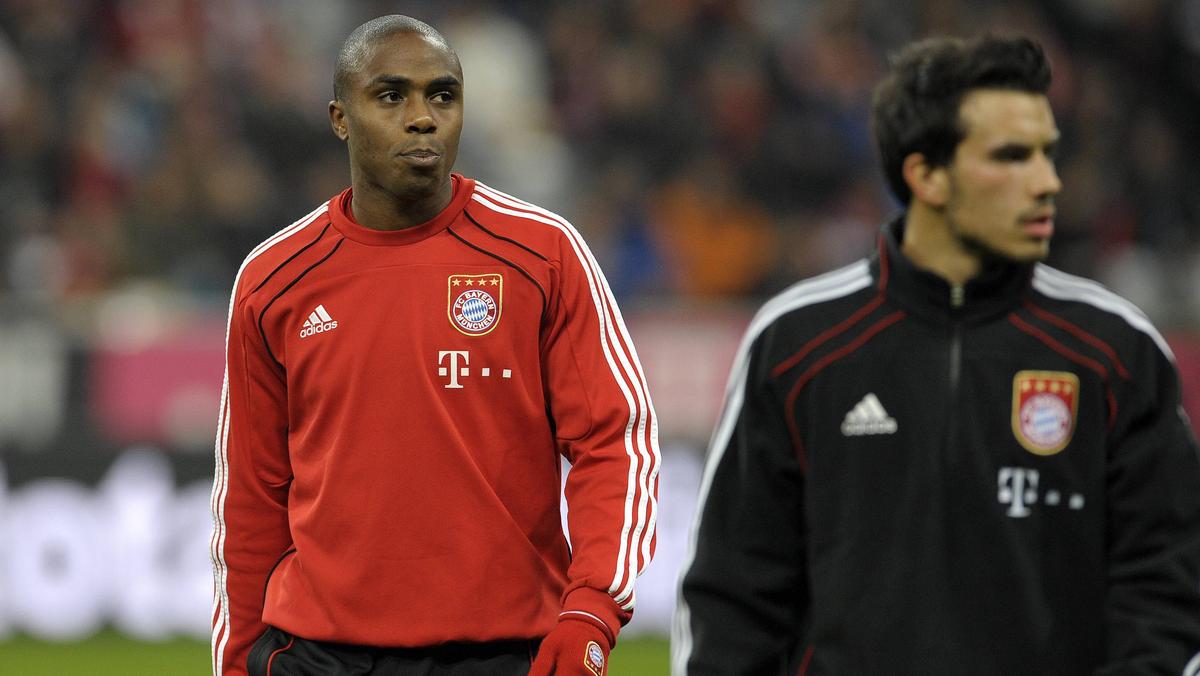 Beim FC Bayern einst gescheitert: Edson Braafheid (l.) Beim FC Bayern einst gescheitert: Edson Braafheid (l.)