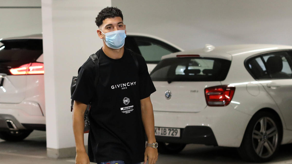 Dimitris Limnios verstärkt den 1. FC Köln Dimitris Limnios verstärkt den 1. FC Köln