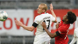 Eintracht-Star Sebastian Rode (li.) freut sich auf das Duell mit dem FC Bayern