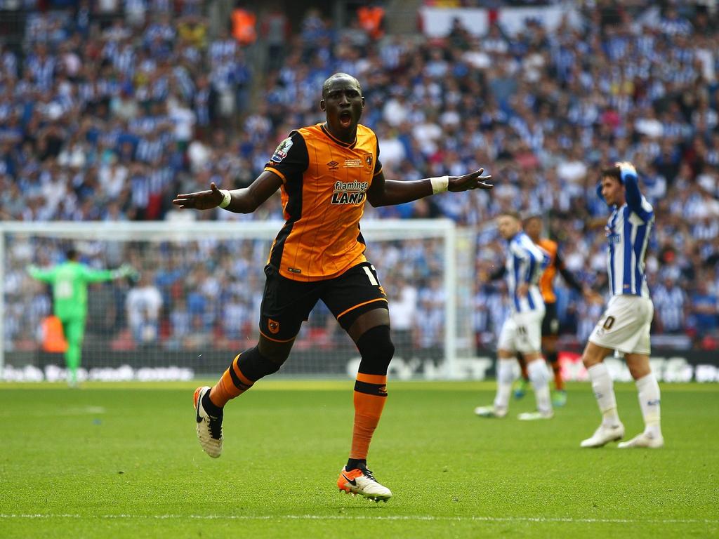 Mohamed Diamé viert zijn doelpunt voor Hull City in de finale van de play-offs voor promotie naar de Premier League tegen Sheffield Wednesday. (28-05-2016)