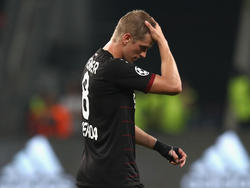 Ob Lars Bender gegen den BVB auflaufen kann, ist derzeit fraglich
